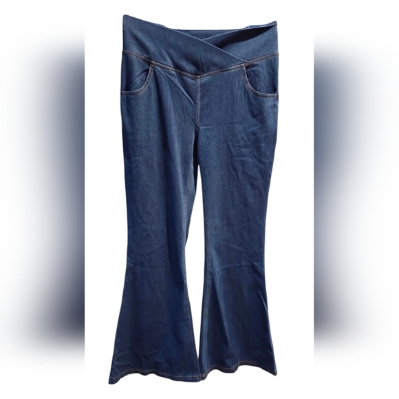 HALARA Denim - NWT Halara Flex™ High Waisted Crossover Pocket Washed Casual Jeans
